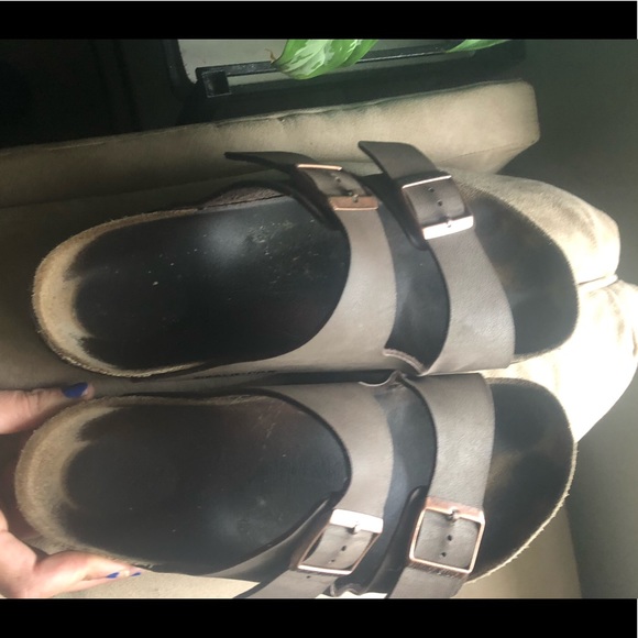 Birkenstock’s Womens size 10 - Picture 2 of 3